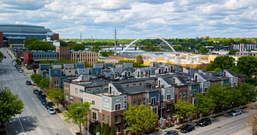 iowa business broker